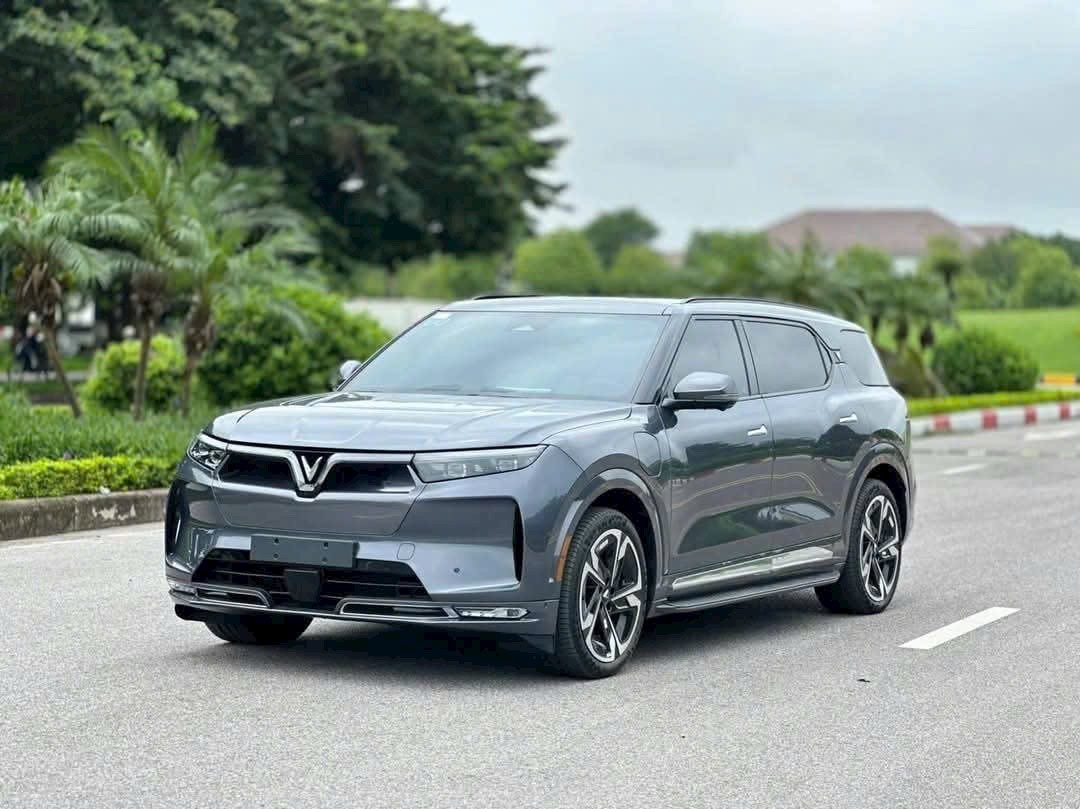 VinFast VF9 SUV điện 7 chỗ tại Việt Nam