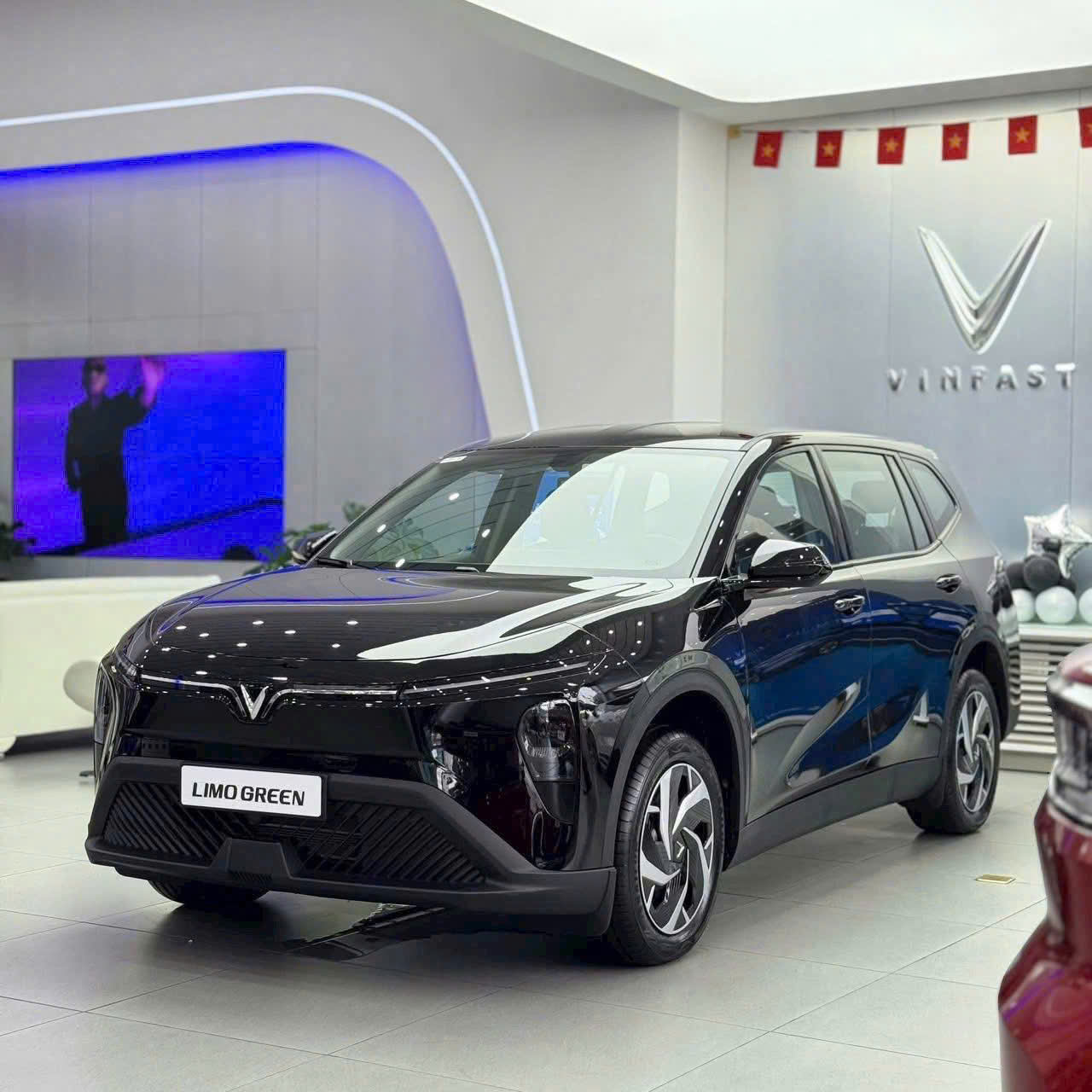 Giá lăn bánh limo green tại Hưng Yên